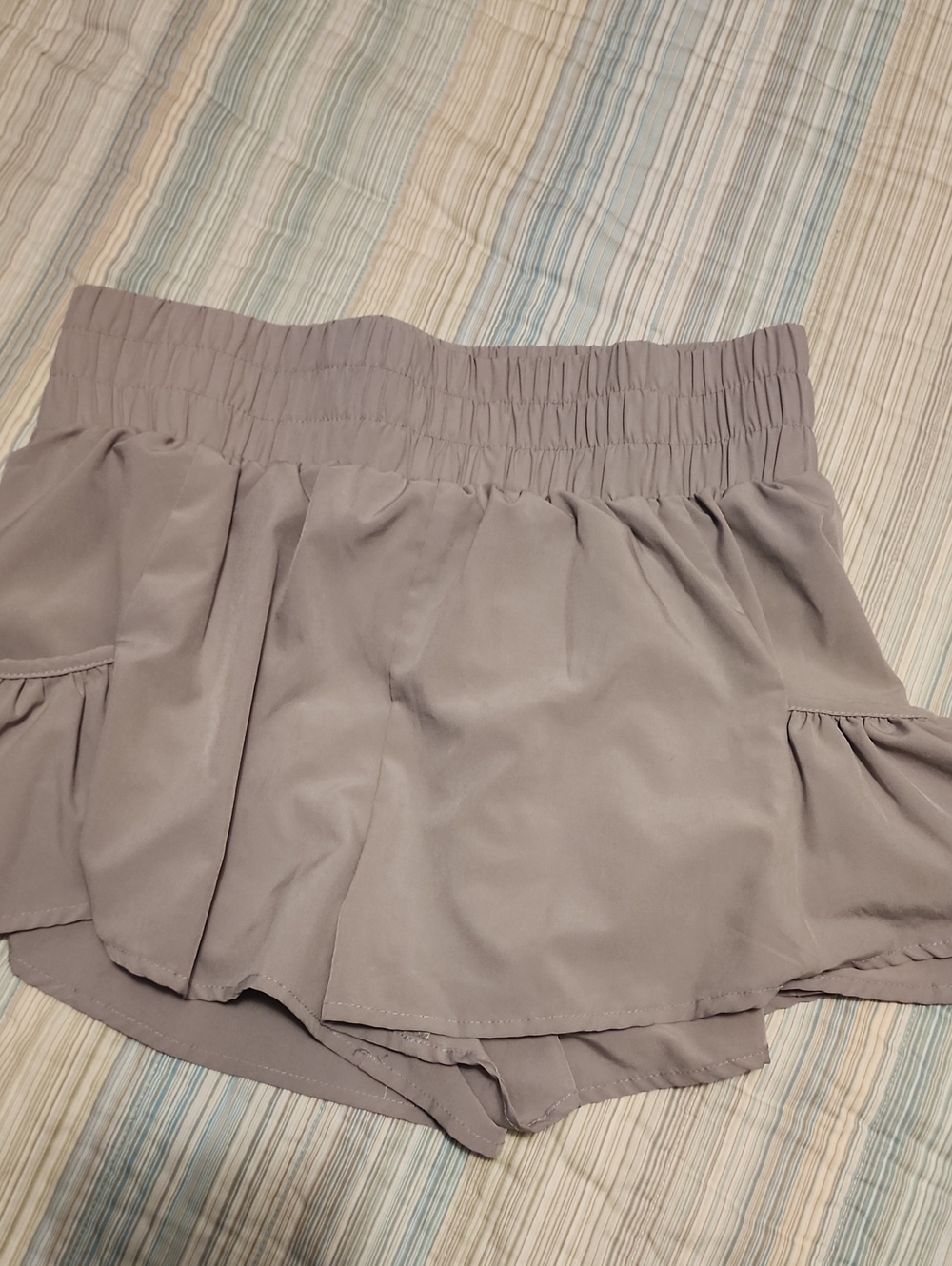 Women’s Elastic Waist Gray Boutique Shorts